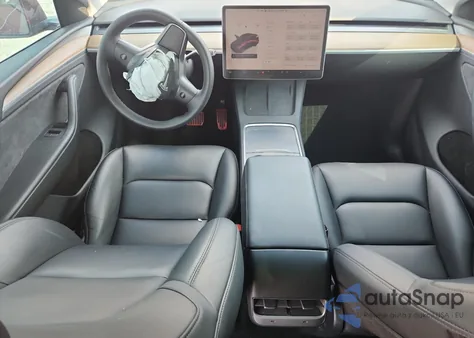 2024 Tesla Model Y from USA, damaged, VIN 7SAYGDEE2RA307050